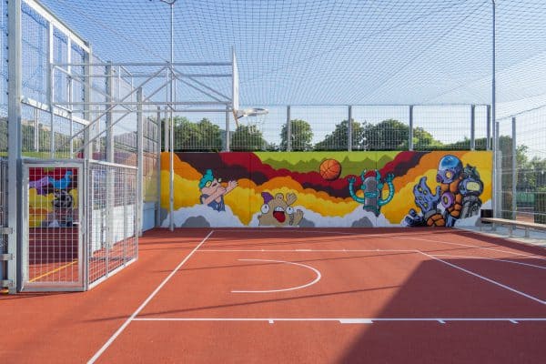 Streetsoccer und Basketball gleichzeitig